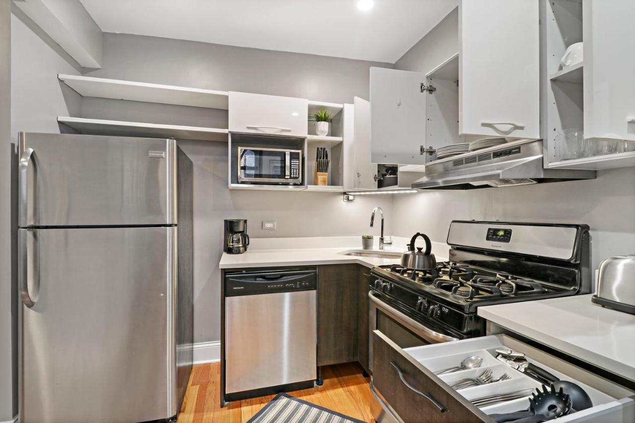 Homey 2Br Unit In Boystown, Steps From Everything - Stratford 2N 3N Rep Chicago Exterior photo